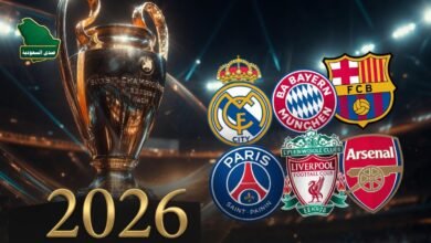 كأس دوري أبطال أوروبا بجانب شعارات أندية مرشحة للقب افضل نادي في العالم 2026.